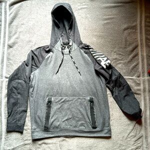 American Eagle sweatshirt